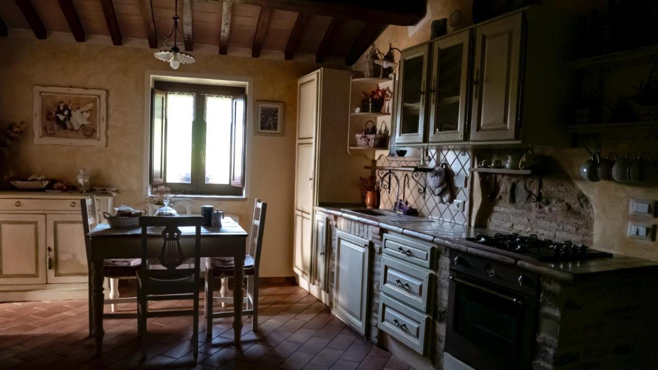 Il Casale Di Fiore Cannara Eksteriør bilde