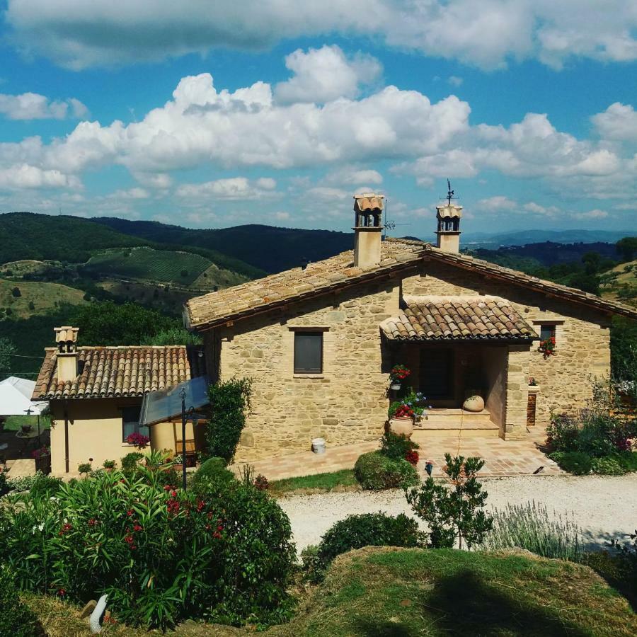 Il Casale Di Fiore Cannara Eksteriør bilde