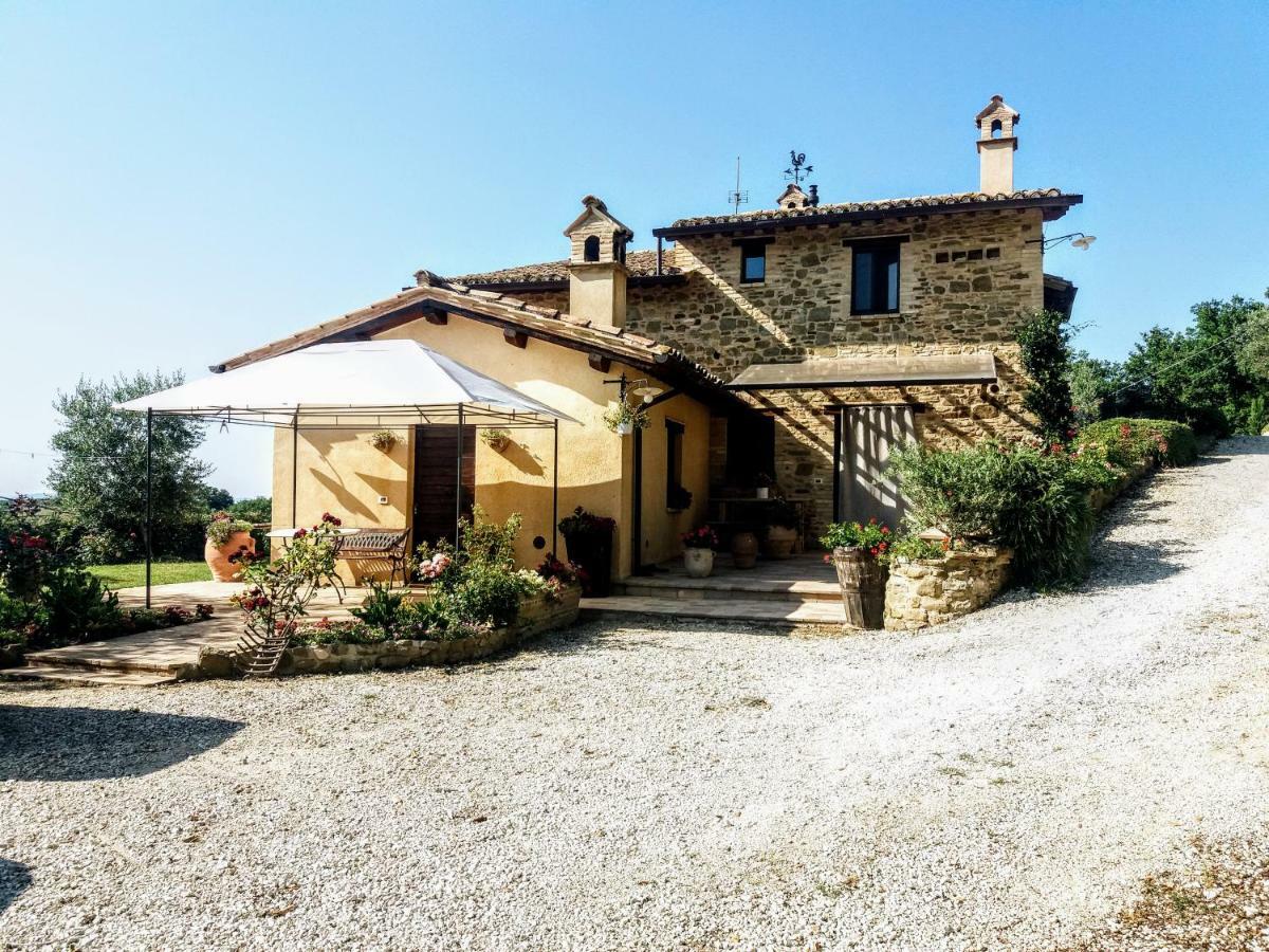 Il Casale Di Fiore Cannara Eksteriør bilde